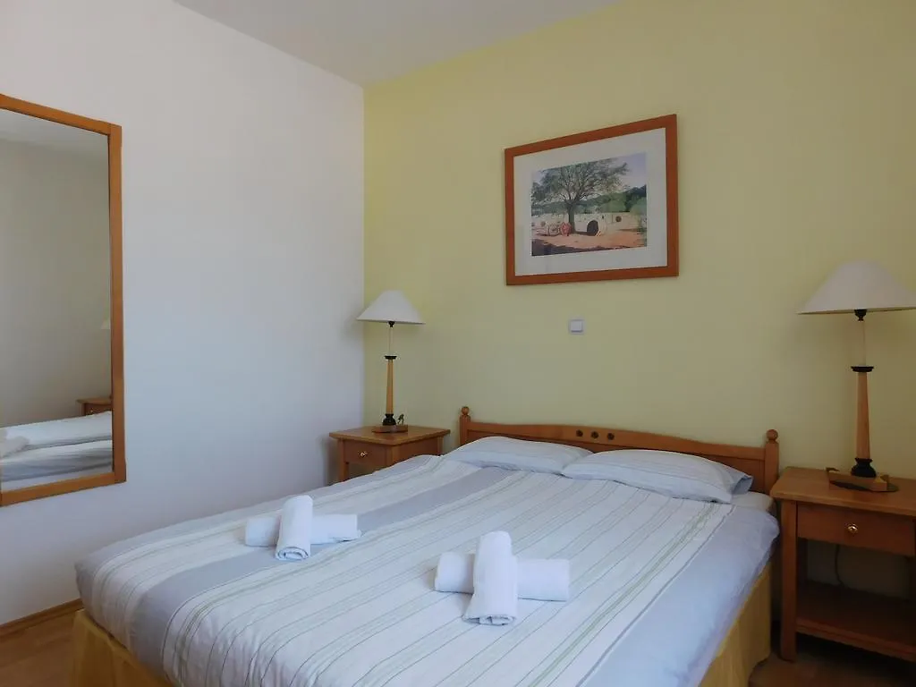 Apartments Lucija Pula 0*,  Kroatië