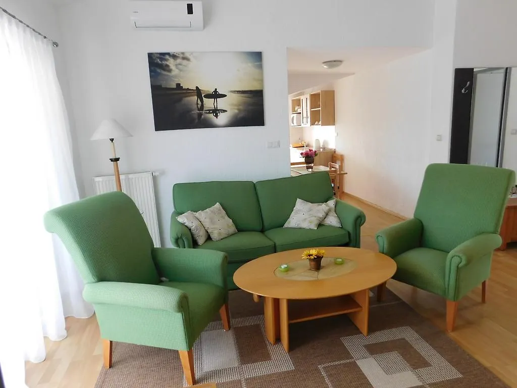 Apartments Lucija Pula 0*,